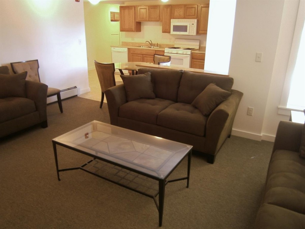 Collegetown apartments Ithaca 102 Highland Place