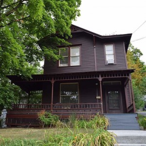 student apartments near collegetown ithaca 516 East Buffalo St