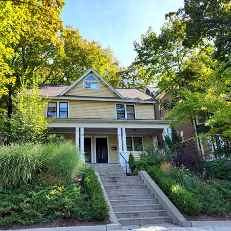 113 Dewitt Place