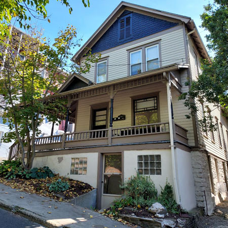 211 Williams Street