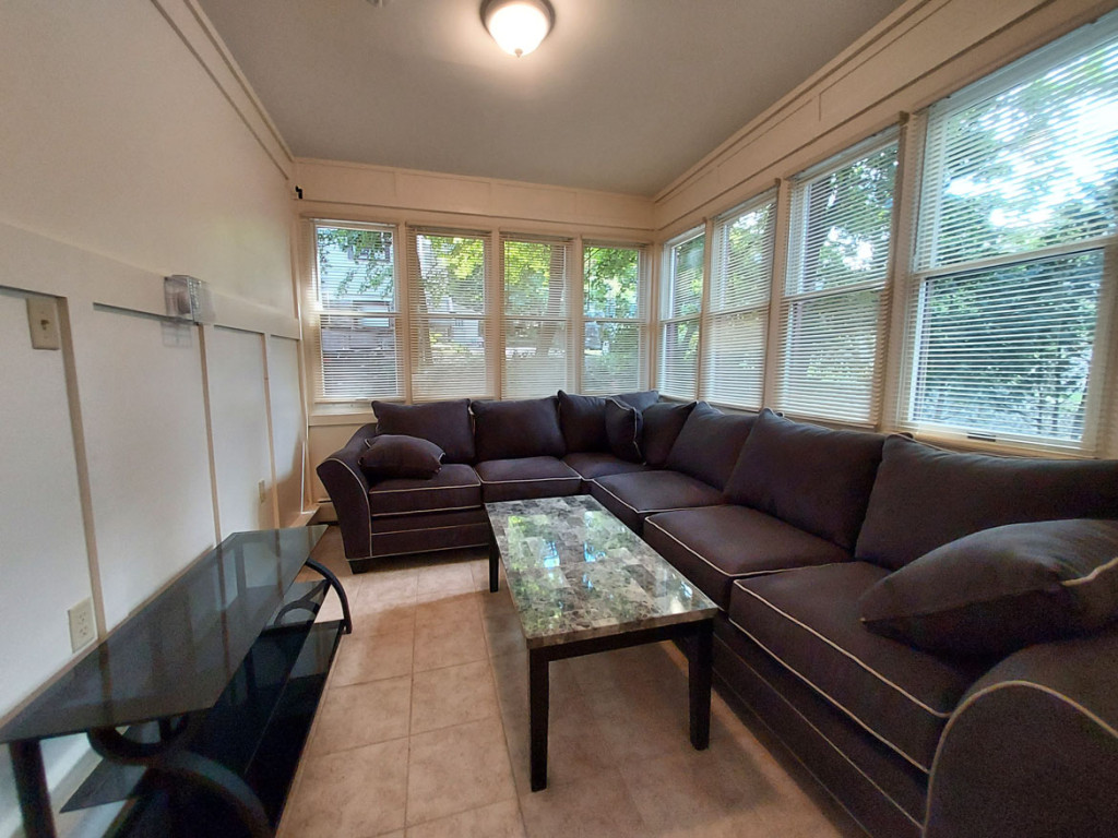 307 Stewart Ave, Unit 4